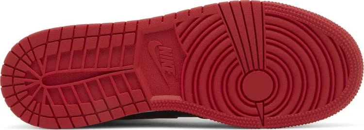 Air Jordan 1 High FlyEase GS Bred, red