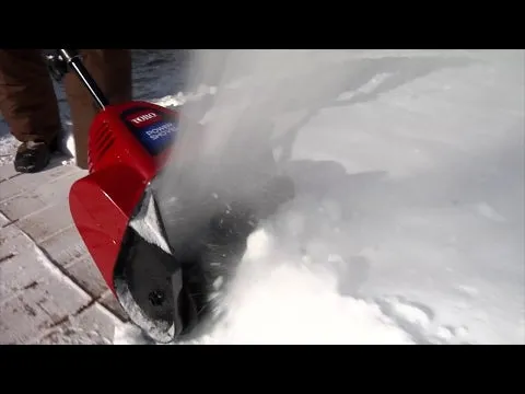 Toro 38381 Snowthrower Electric 1800 Power Curve